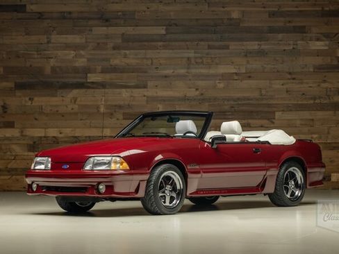 Used 1989 Ford Mustang GT RWD image 1