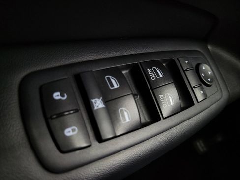 Used 2017 Jeep Grand Cherokee Laredo w/ Quick Order Package 2BE image 27