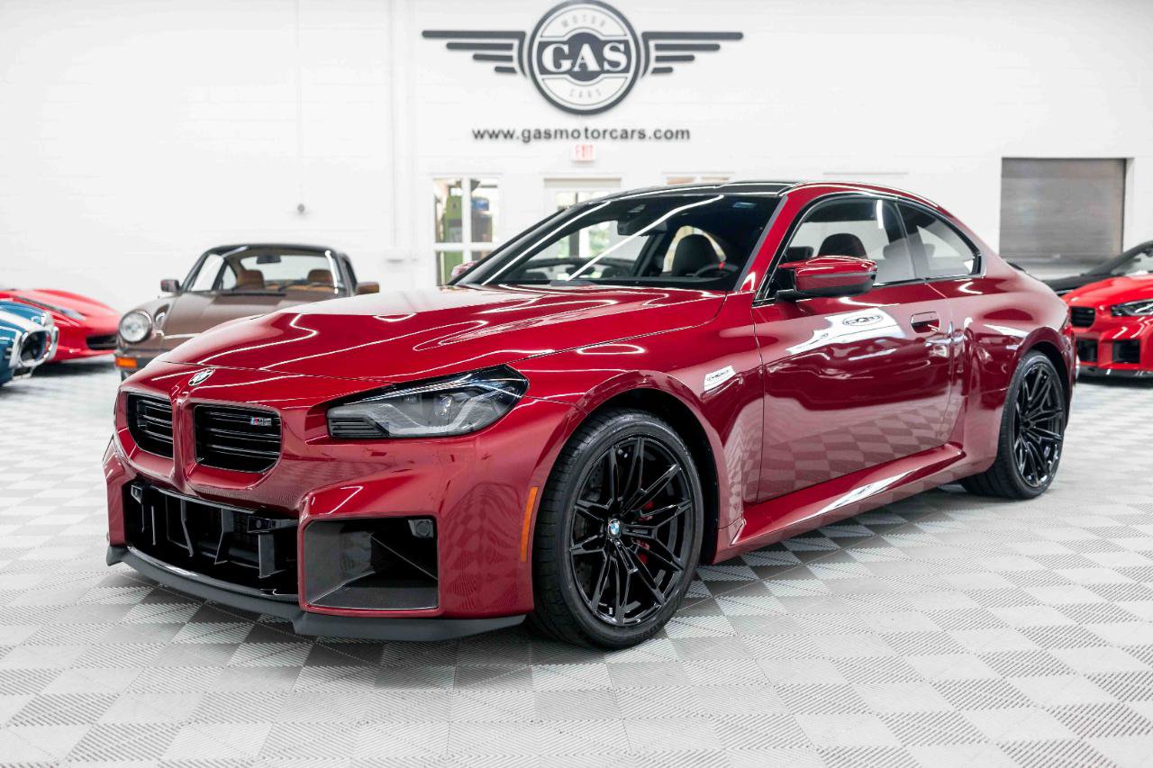 Used 2026 BMW M2 w/ Lighting Package RWD image 3