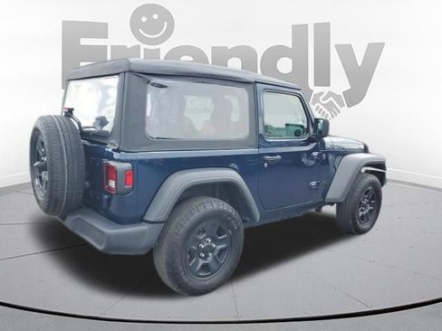 Used 2025 Jeep Wrangler Sport AWD/4WD image 5