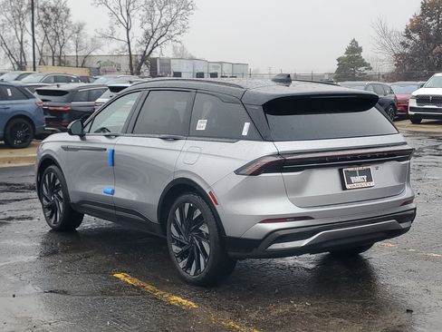 New 2026 Lincoln Nautilus Reserve image 3