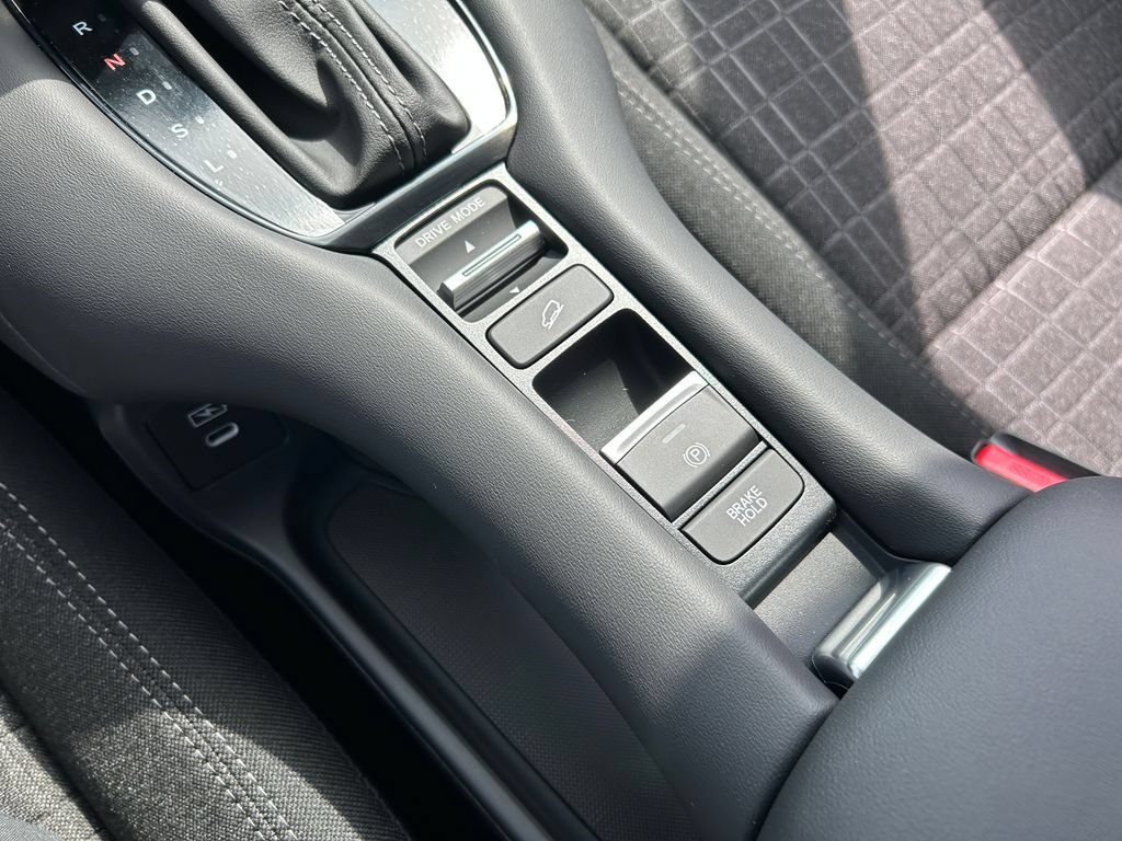 Used 2027 Honda HR-V LX image 28