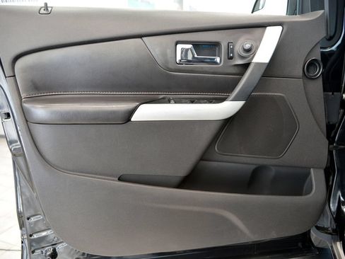 Used 2013 Ford Edge Limited FWD image 14