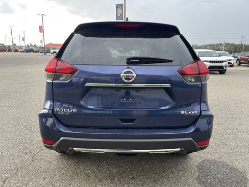 Used 2017 Nissan Rogue SL AWD/4WD image 5