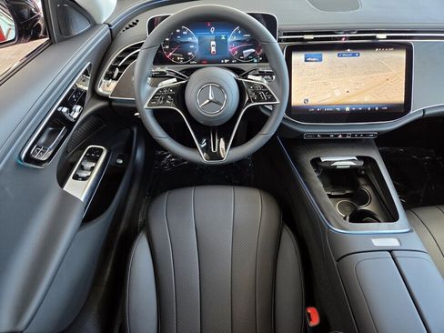 New 2026 Mercedes-Benz E 350 4MATIC Sedan image 14