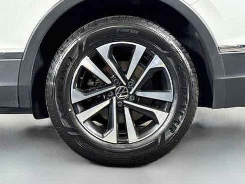 Used 2023 Volkswagen Tiguan S FWD image 30