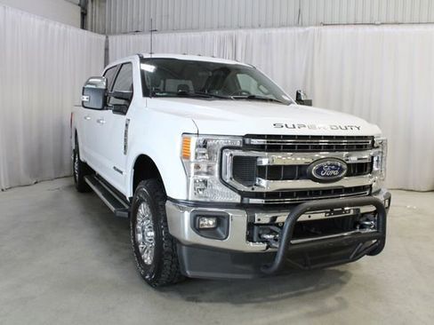 Used 2022 Ford F350 XLT w/ XLT Premium Package AWD/4WD image 36