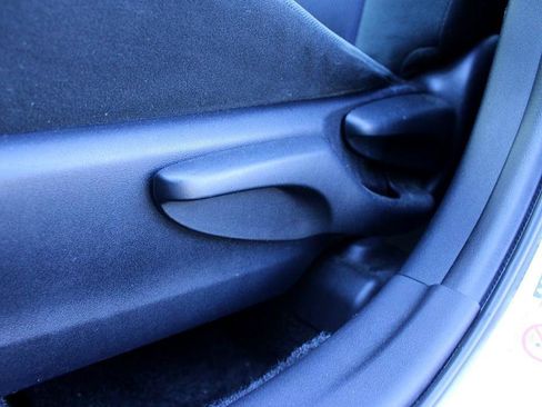 Used 2017 Toyota Prius C Two image 10