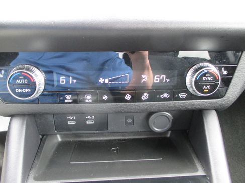 Used 2025 Mitsubishi Outlander SE AWD/4WD image 18