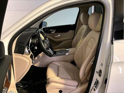 Certified 2021 Mercedes-Benz GLC 300 4MATIC image 9