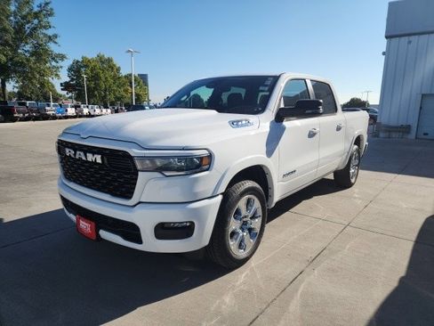 New 2025 RAM 1500 Big Horn image 3