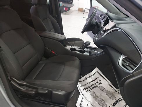 Used 2023 Chevrolet Malibu LT image 29