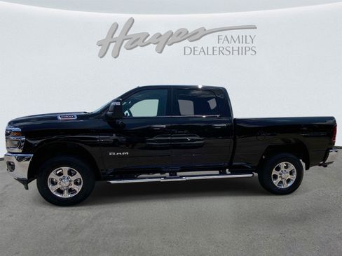 Used 2026 RAM 2500 Big Horn AWD/4WD image 9