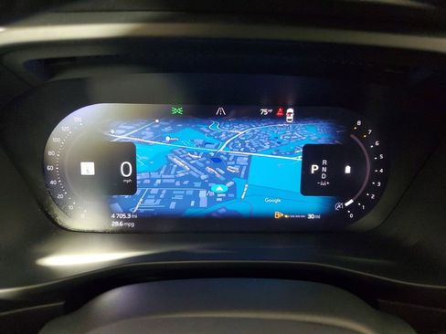 Used 2023 Volvo XC40 B5 Plus w/ Climate Package AWD/4WD image 29