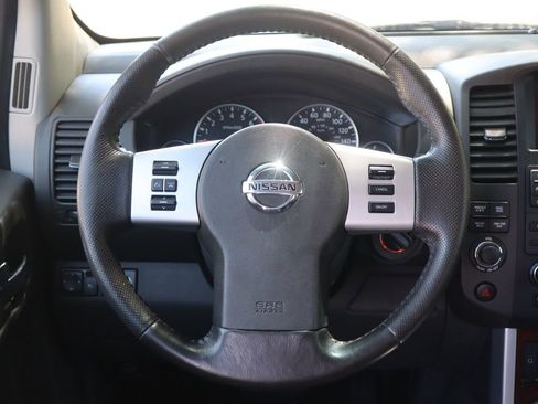 Used 2008 Nissan Pathfinder LE w/ Navigation Pkg AWD/4WD image 18
