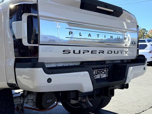 Used 2017 Ford F350 Platinum w/ Platinum Ultimate Package image 8