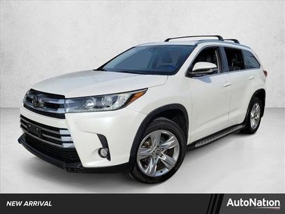 Used 2017 Toyota Highlander Limited
