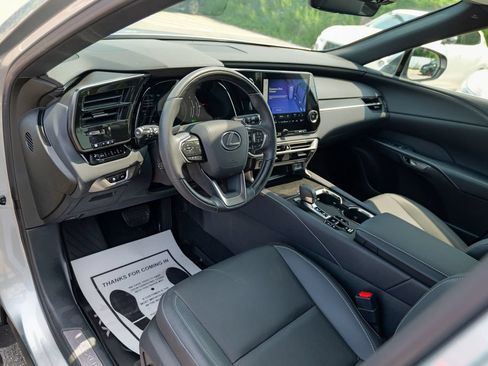 Used 2024 Lexus RX 350h w/ Accessory Package (Z1) AWD/4WD image 19