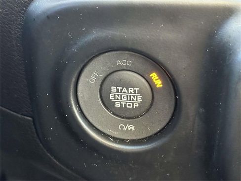 Certified 2022 Jeep Gladiator Overland image 35