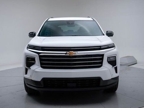 New 2026 Chevrolet Traverse LT w/ Enhanced Driving Package image 15