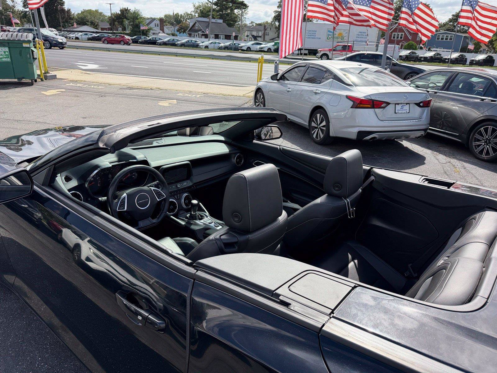 Used 2016 Chevrolet Camaro LT RWD image 26