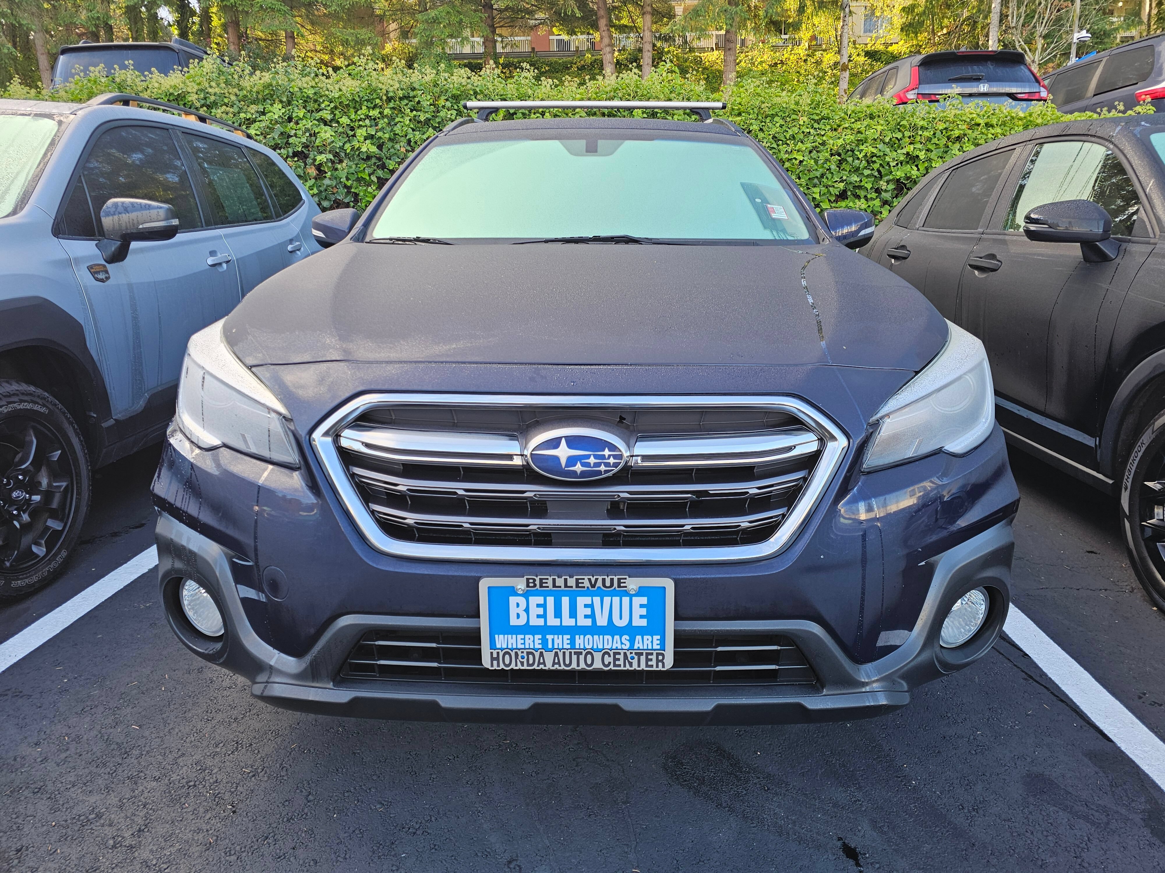 Used 2018 Subaru Outback 2.5i Touring AWD/4WD image 2