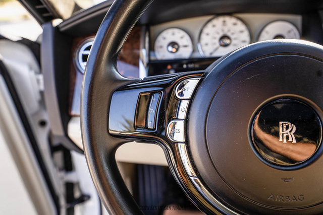 Used 2013 Rolls-Royce Ghost RWD image 85