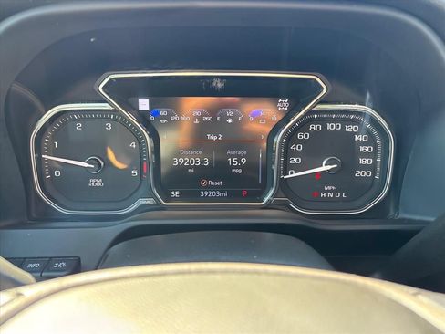 Used 2022 GMC Sierra 2500 AT4 w/ AT4 Premium Plus Package AWD/4WD image 30