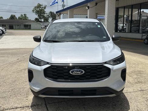 Used 2025 Ford Escape ST-Line FWD image 2