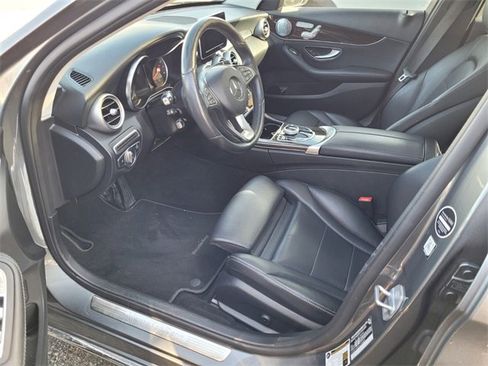 Used 2018 Mercedes-Benz C 300 C 300 image 4