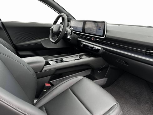 New 2025 Hyundai Ioniq 6 SEL image 15