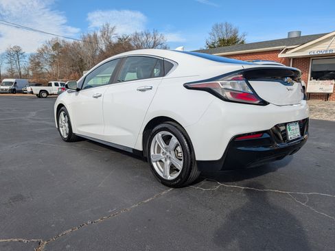 Used 2019 Chevrolet Volt LT w/ Power Convenience Package image 8