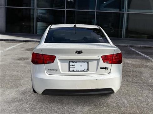 Used 2012 Kia Forte EX FWD image 7