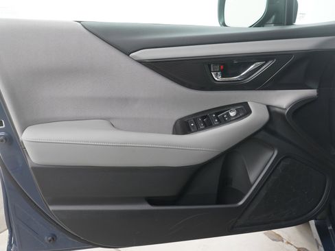 Used 2025 Subaru Legacy Premium AWD/4WD image 17