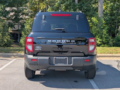 New 2025 Ford Bronco Sport Outer Banks image 4