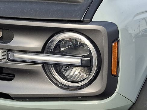 Used 2023 Ford Bronco Big Bend w/ Sasquatch Package image 9