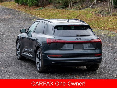 Used 2022 Audi e-tron Premium Plus w/ Premium Plus Package image 6