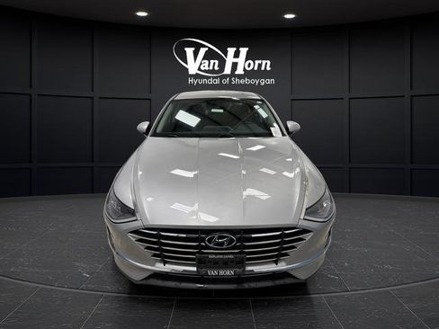Used 2023 Hyundai Sonata SE w/ Cargo Package image 9