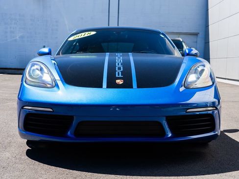 Used 2018 Porsche 718 Cayman RWD image 2