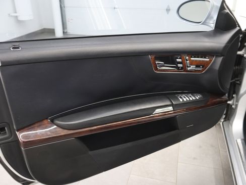 Used 2007 Mercedes-Benz CL 550 image 33