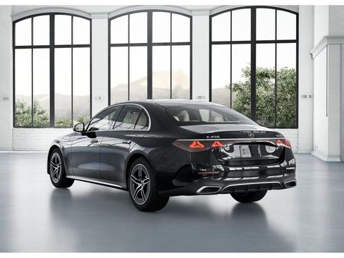 New 2026 Mercedes-Benz E 450 4MATIC Sedan image 28