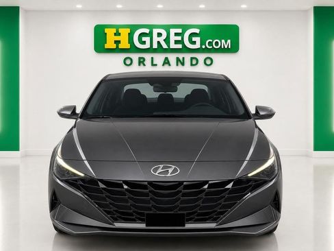 Used 2021 Hyundai Elantra SEL w/ Convenience + Premium Package FWD image 7