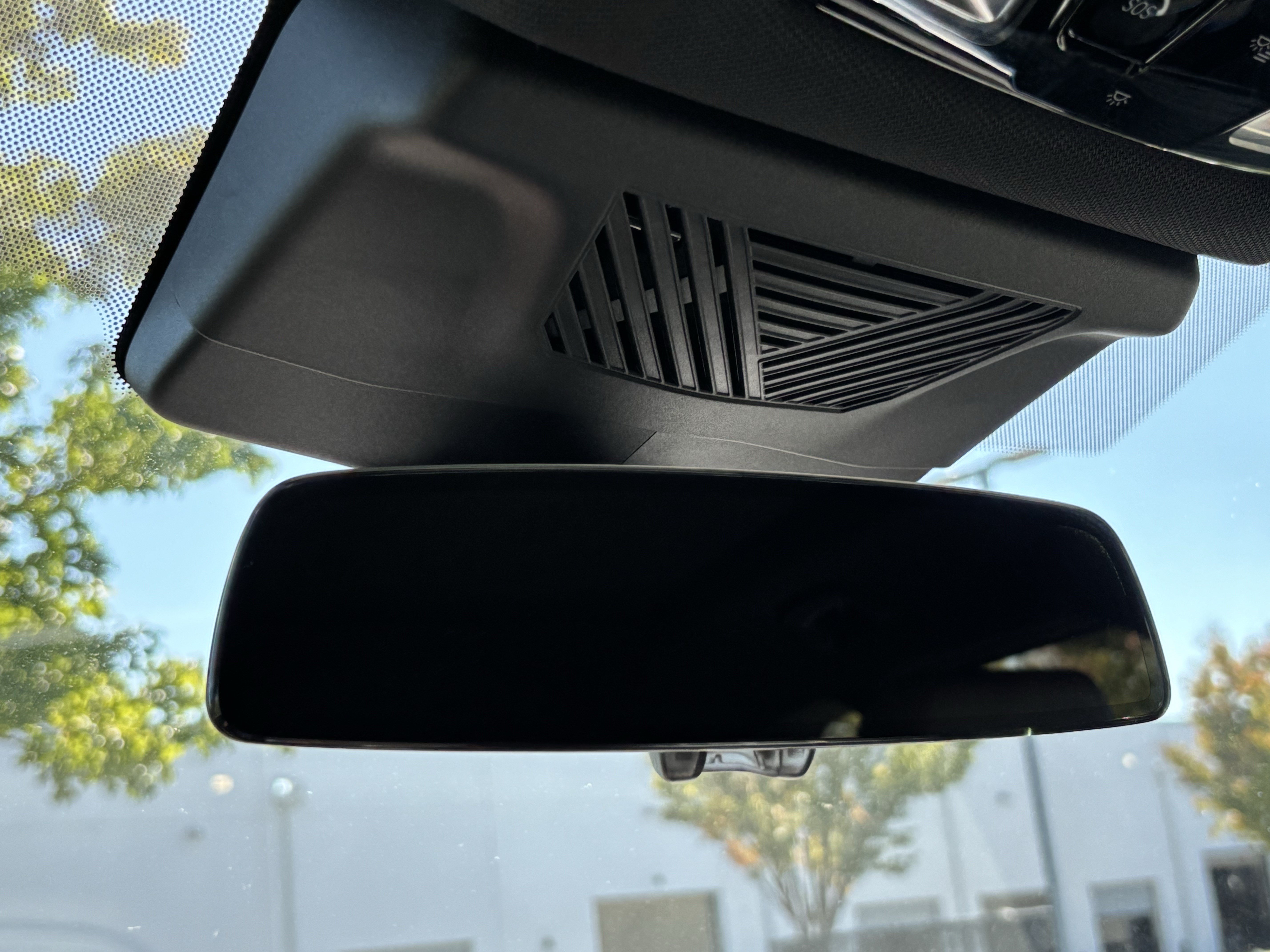 Certified 2025 BMW X1 xDrive28i AWD/4WD image 27