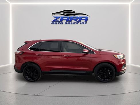 Used 2024 Ford Edge Titanium w/ Equipment Group 301A AWD/4WD image 7