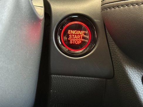 New 2026 Honda HR-V LX image 28