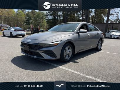 Used 2024 Hyundai Elantra SE