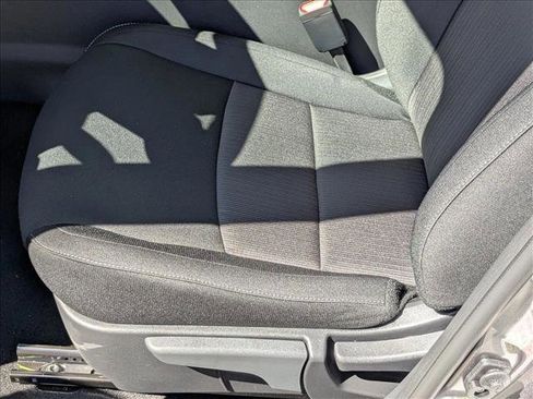 New 2025 Nissan Sentra SV image 4