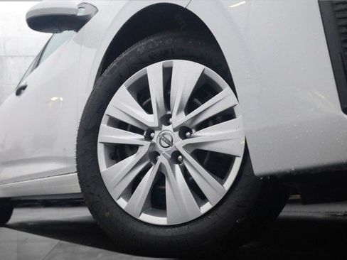 New 2025 Nissan Sentra S image 3