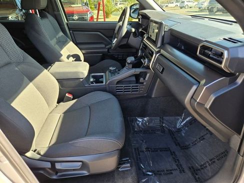 Used 2025 Toyota 4Runner SR5 image 21