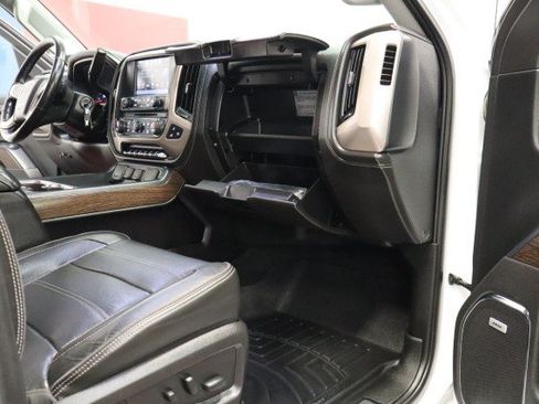 Used 2018 GMC Sierra 2500 Denali w/ Duramax Plus Package AWD/4WD image 66